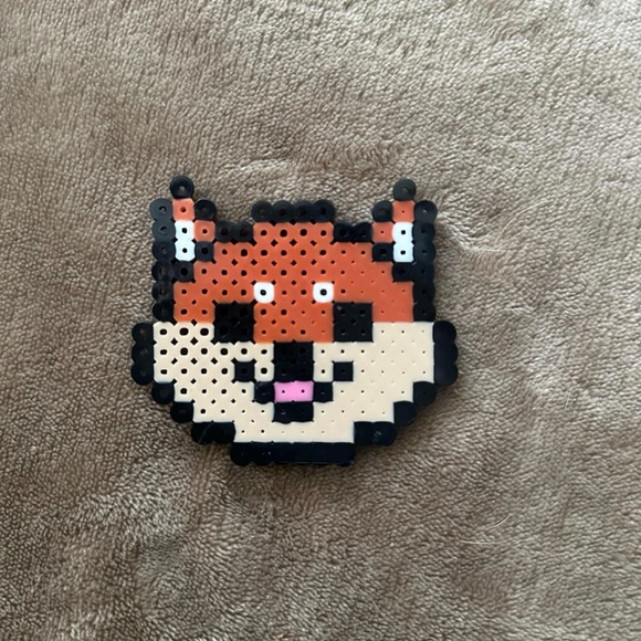 Dogs perler bead art keychain magnet - Picture 3 of 3